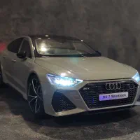 ماکت فلزی آئودی ریموت دار آکبند