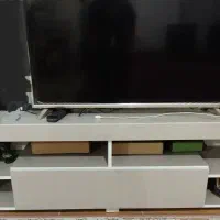 میز تلویزیون در حد نو