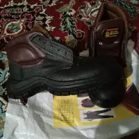جفت کفش ایمنی درجه 1تمام چرم پیش بدون آهن سبک