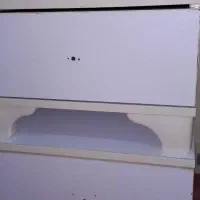 دوعدد پاتختی به علت کمبود جا