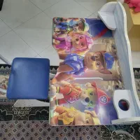 میز تحریر کودکانه در حد قابل قبول|میز تحریر و کامپیوتر|مشهد, الهیه|دیوار