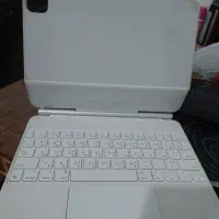 مجیک کیبورد ایپد ۲۰۲۲ ۱۱ اینچ