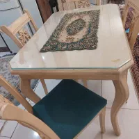 میز ناهار خوری