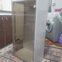 ویترین فلزی