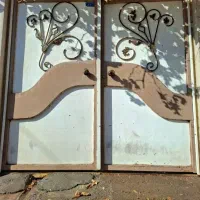 فروش درب حیاط آهنی ضخیم و محکم بدون زنگ زدگی