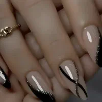 آموزش کاشت ناخن فقط ۴ میلیون تومان