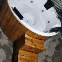 وان جکوزی دایره 4 نفره به همراه پله