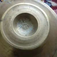 جام برنجی قدیمی کندهکاری شده قدمت 70سال|صنایع دستی و سایر لوازم تزئینی|کرمانشاه, |دیوار