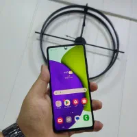 سامسونگ Galaxy A52 5G با حافظهٔ ۱۲۸ گیگابایت