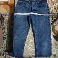 مقداری لباس.