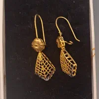 گوشواره نو ۳۰۰ بالا تابلو