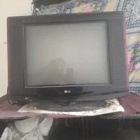 تلویزیون  و میز تلویزیون