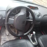 رانا lx سفید 93|خودرو سواری و وانت|اصفهان, فجر|دیوار