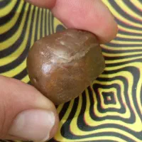 سنگ یشم قهوه ای