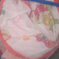 گهواره و پشه بند