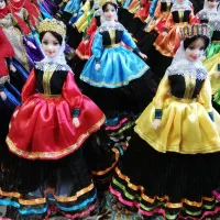 عروسک سنتی|صنایع دستی و سایر لوازم تزئینی|قم, باغ شازده|دیوار