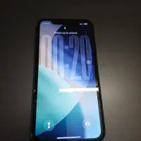 ایفون ۱۱ نرمال به شدت تمیز دو سیم