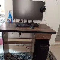 میز کامپیوتر