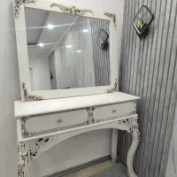 کنسول و آینه