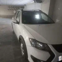 کوییک RS سفید مشکی ۱۴۰۲ کم کار