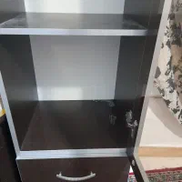 کمد سالم فقط شیشه یکم شکسته|جاکفشی، کمد، دراور|شهریار, شهرک وائین|دیوار