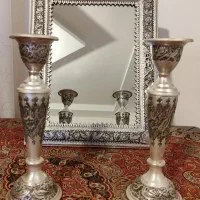 ست آیینه و شمعدان هنری برنجی با نقش لیلی و مجنون