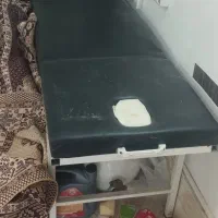 تخت ماساژ یا تزریقات