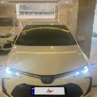 فروش تویوتا کرولا ۱۸۰۰هیبریدیامعاوضه با کرولا کراس