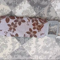 زیر اتو ایستاده