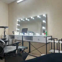 اینه چراغ دار هالیوودی