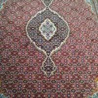 فرش قرمز لاکی