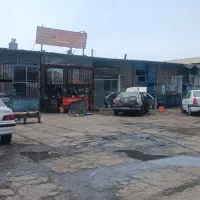 ی دانگ گاراژ و مغازه