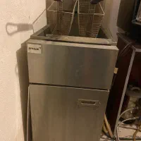 سرخ کن استار