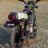 موتور سیکلت 200