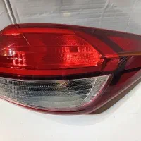 چراغ خطر سراتو ۲۰۱۷ استوک اصلی نئون