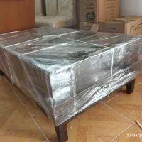 یک عدد میز وسط پذیرایی بسیار سالم
