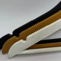 تولید و پخش عمده انواع چوبکار و چوب لباسی