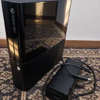 Xbox 360 slim به همراه آداپتور