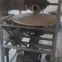 چونه گیر و خمیر پهن کن