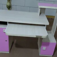 میز تحریر کامپیوتر جادار همراه با صندلی