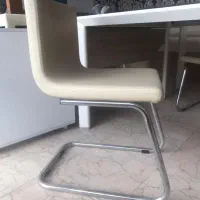 صندلی بسیار نو چرم ایتال‌فوم