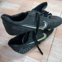 کفش فوتبال چمنی