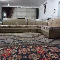 مبلمان ال خیلی تمیز کاور داره