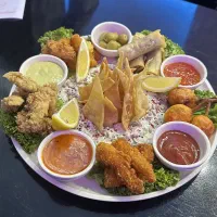 استخدام کمک آشپز و ظرفشور و سالنکار و پیک|استخدام خدمات فروشگاه و رستوران|تهران, سعادتآباد|دیوار