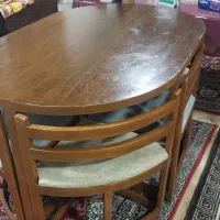 میز غذا خوری ۴ نفره بهمراه صندلی