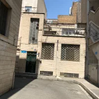 بهارشیراز خانه دربست ۱۴۷ متر بنا