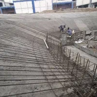 سرپرست کارگاه مسلط به اجرای محوطه سازی