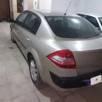 ماشین مگان خانگی ومرتب وسالم