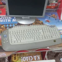 مانیتور و کیبورد