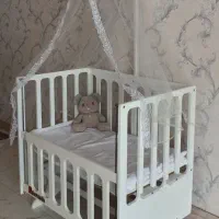 گهواره و تخت کودک به همراه صندلی غذا